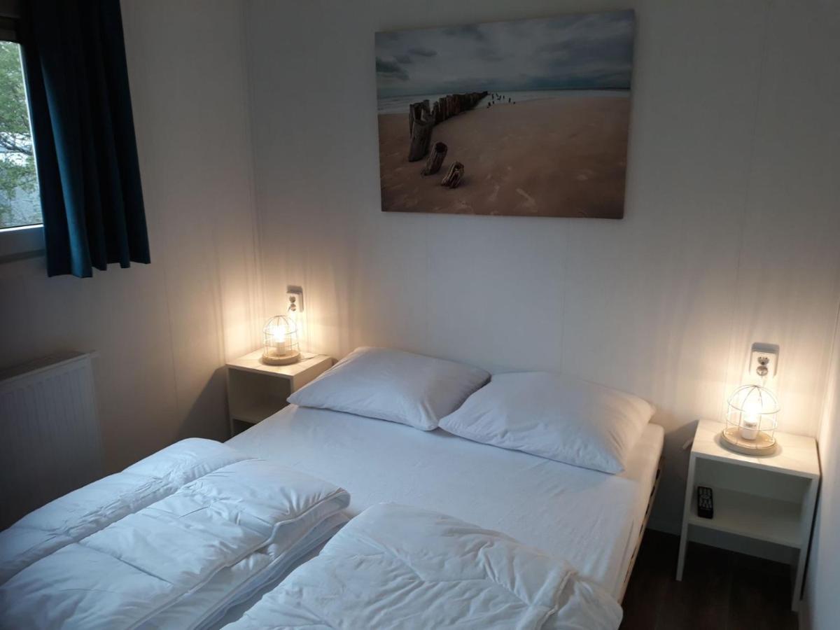 Camping De Duinhoeve Chalet Schelp Not For Companies Nieuw-Haamstede Eksteriør billede